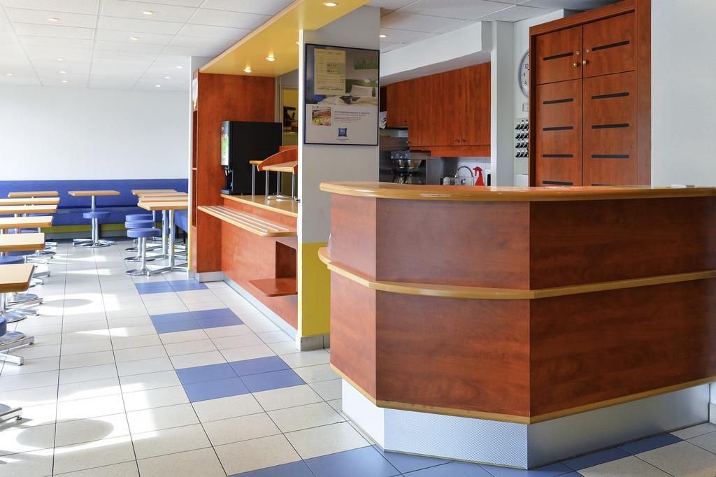 Ibis Budget Orleans Sud Comet Exterior photo