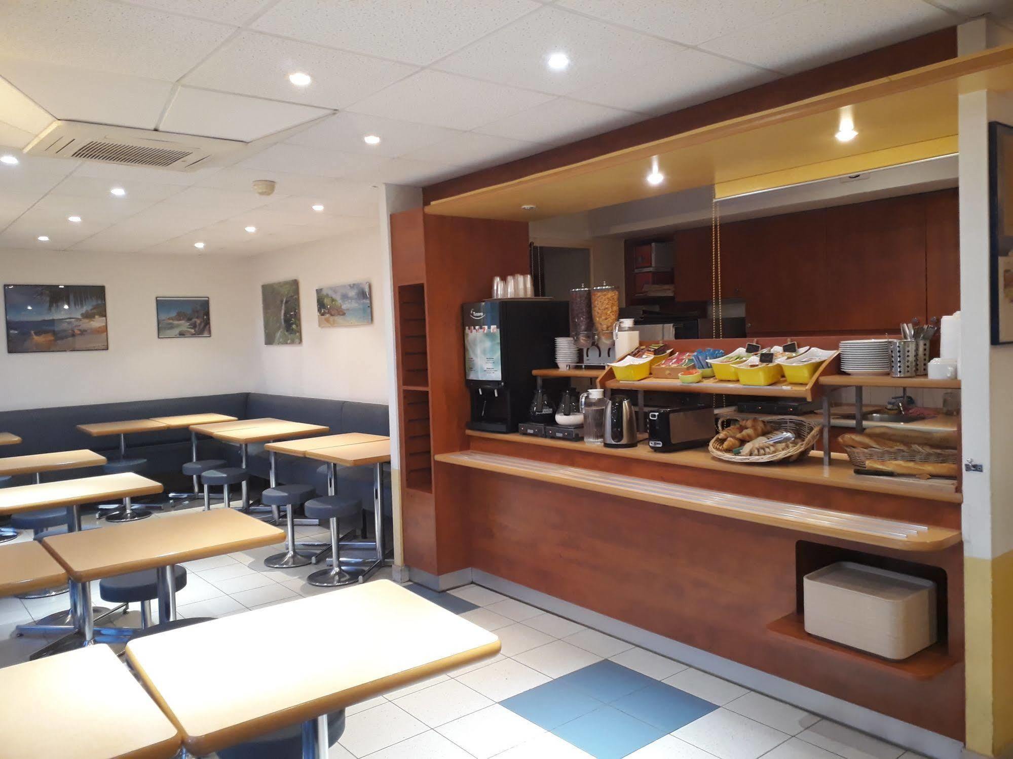 Ibis Budget Orleans Sud Comet Exterior photo